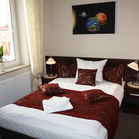 Hotel Kosmonauty Wroclaw-Airport Habitación foto