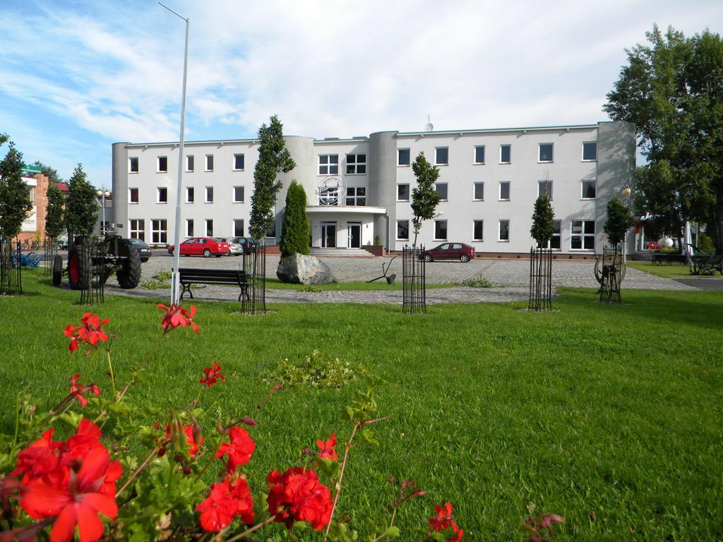 Hotel Kosmonauty Wroclaw-Airport Exterior foto